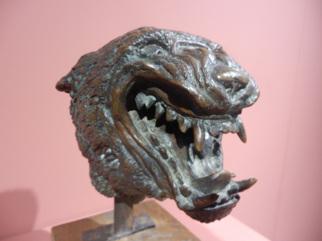 "Testa di tigre" (1950), bronzetto.